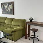 Cozy Exclusive At Kasper Coresi Mall Apartment