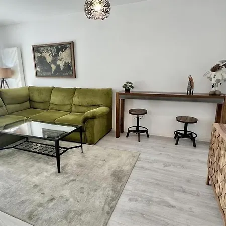 Apartment Cozy Exclusive At Kasper Coresi Mall *