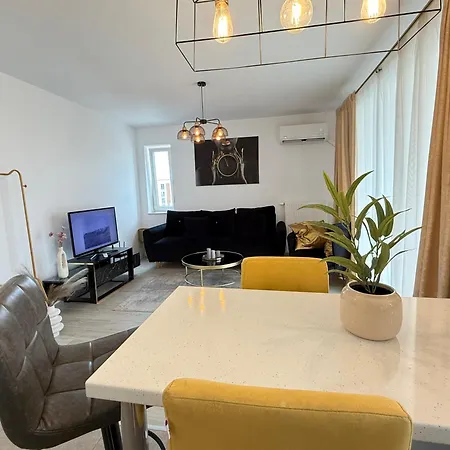 Apartment Exclusive At Kasper Coresi Mall Brasov