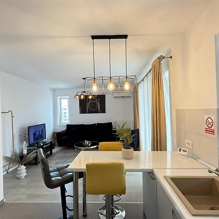 Apartment Cozy Exclusive At Kasper Coresi Mall Brasov