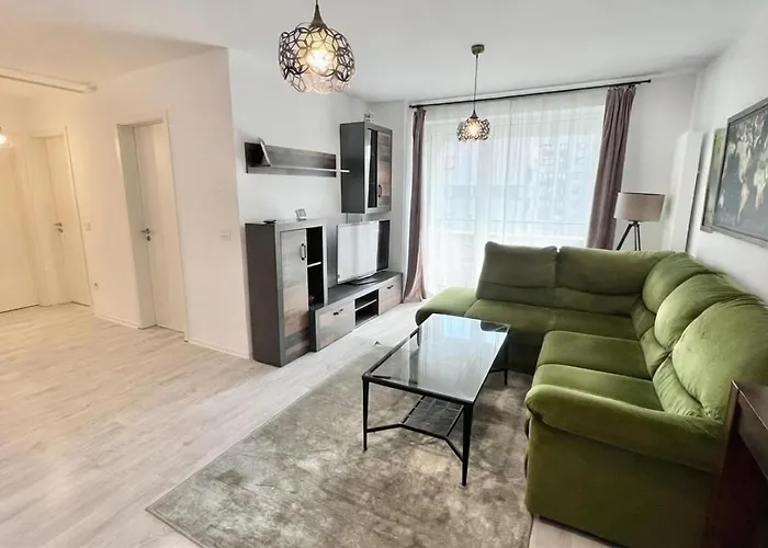 Apartment Exclusive At Kasper Coresi Mall *