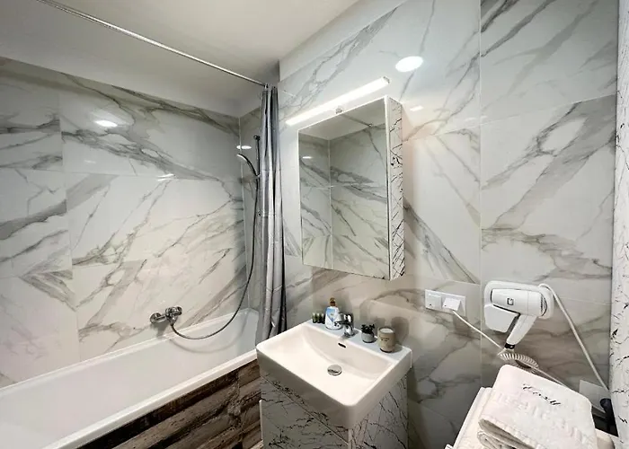 Exclusive At Kasper Coresi Mall Brasov